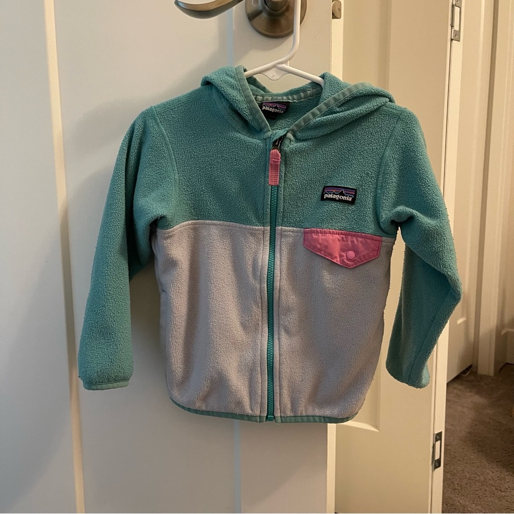 2t Patagonia fleece zip up